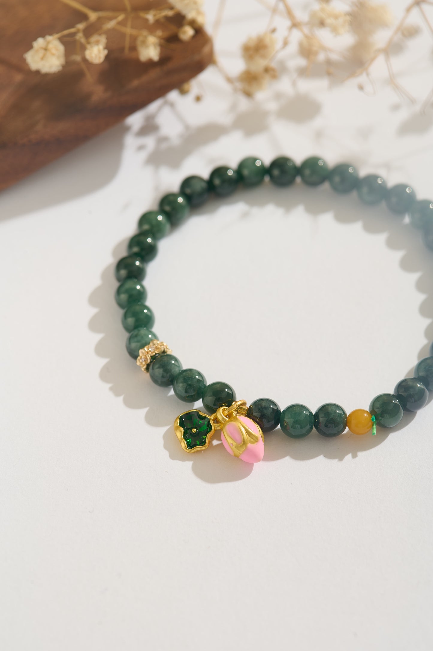 Handmade Natural Jade Beaded Bracelet with Gold Lotus Charms – Green Crystal Prosperity Bracelet
