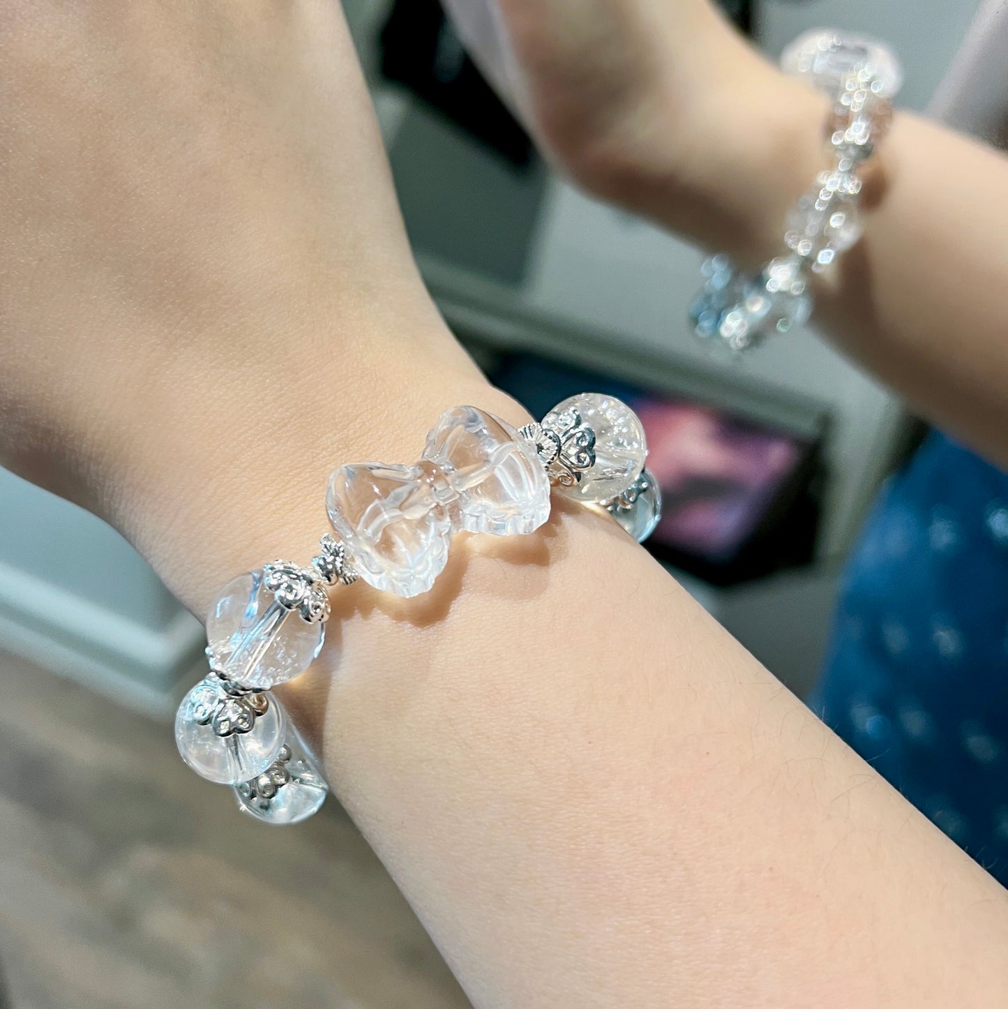 Crystal Grace – White Agate & Old-Mine Clear Quartz Bracelet with Carved Bow Centerpiece